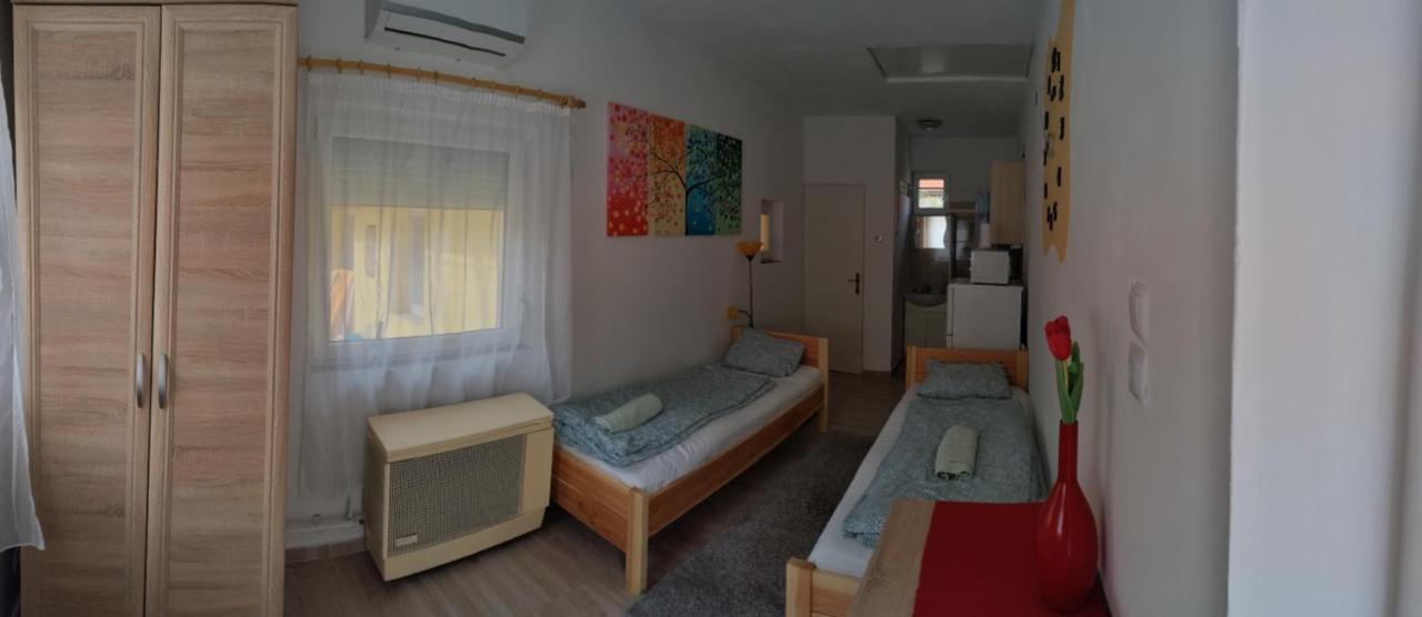 Napfeny Apartmanhaz Balatonberény المظهر الخارجي الصورة